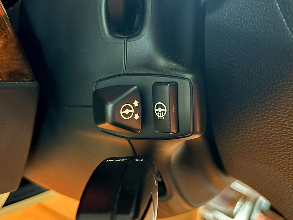 2007 BMW 5 Series Image 16