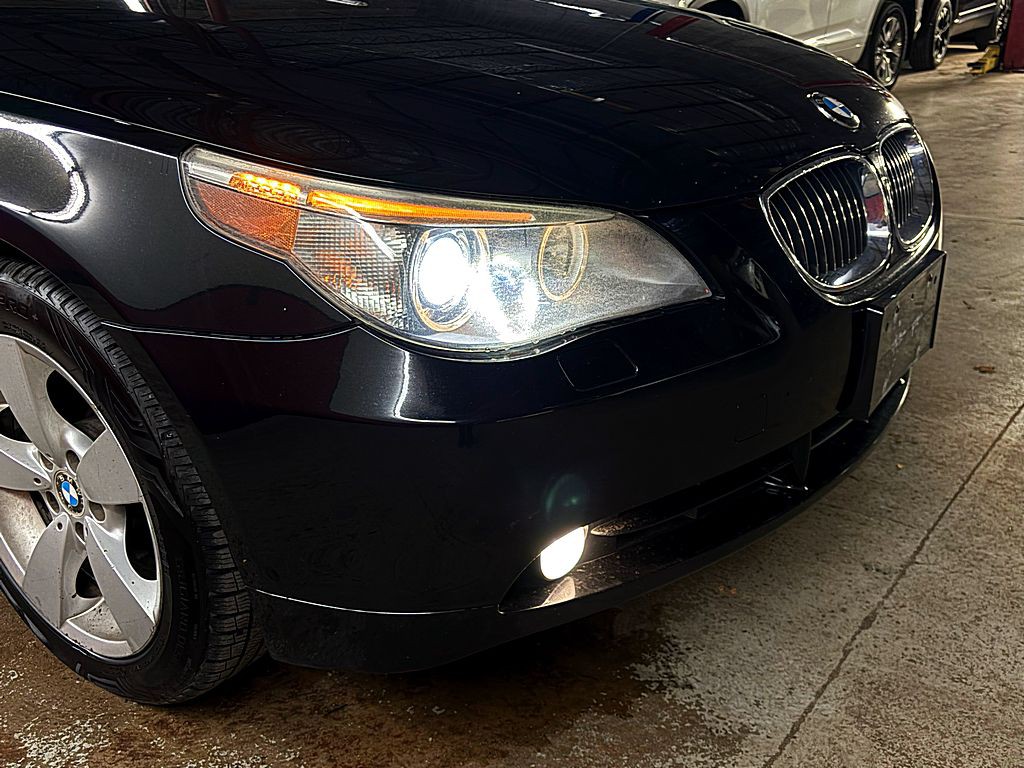 2007 BMW 5 Series Image 26