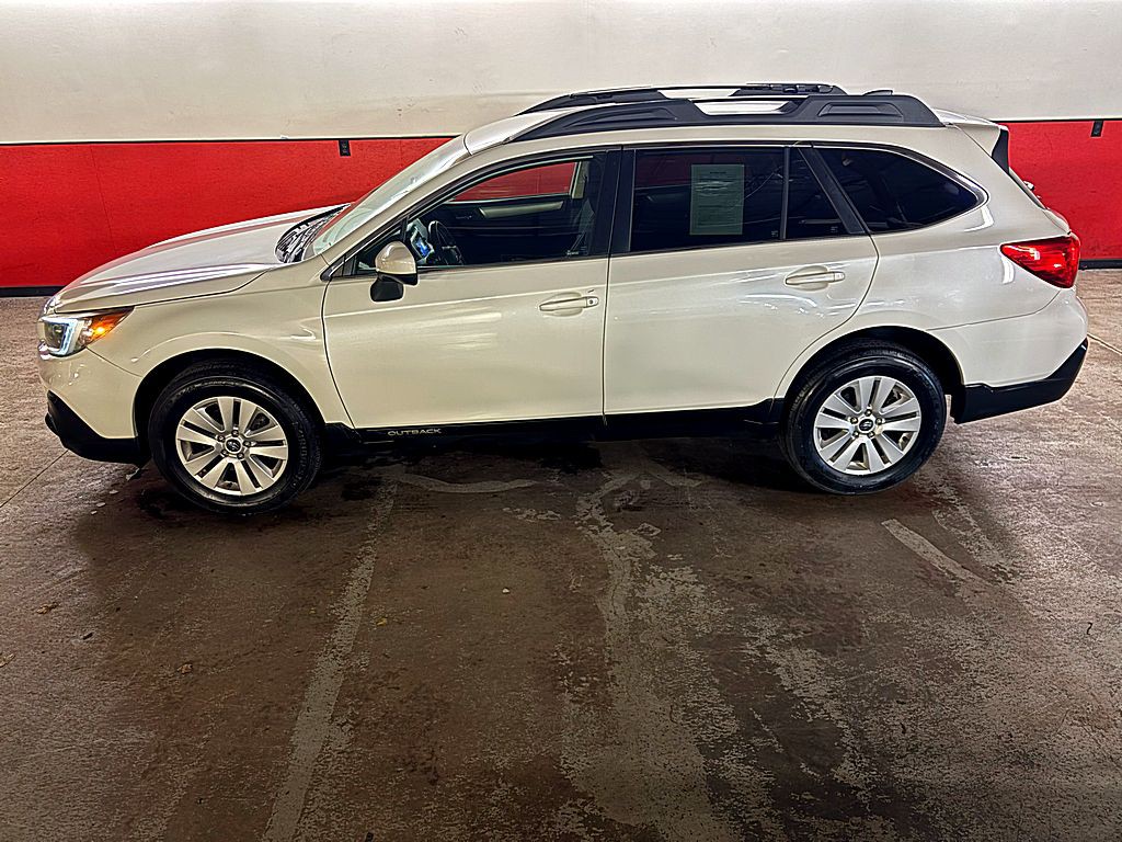 2018 Subaru Outback Image 4
