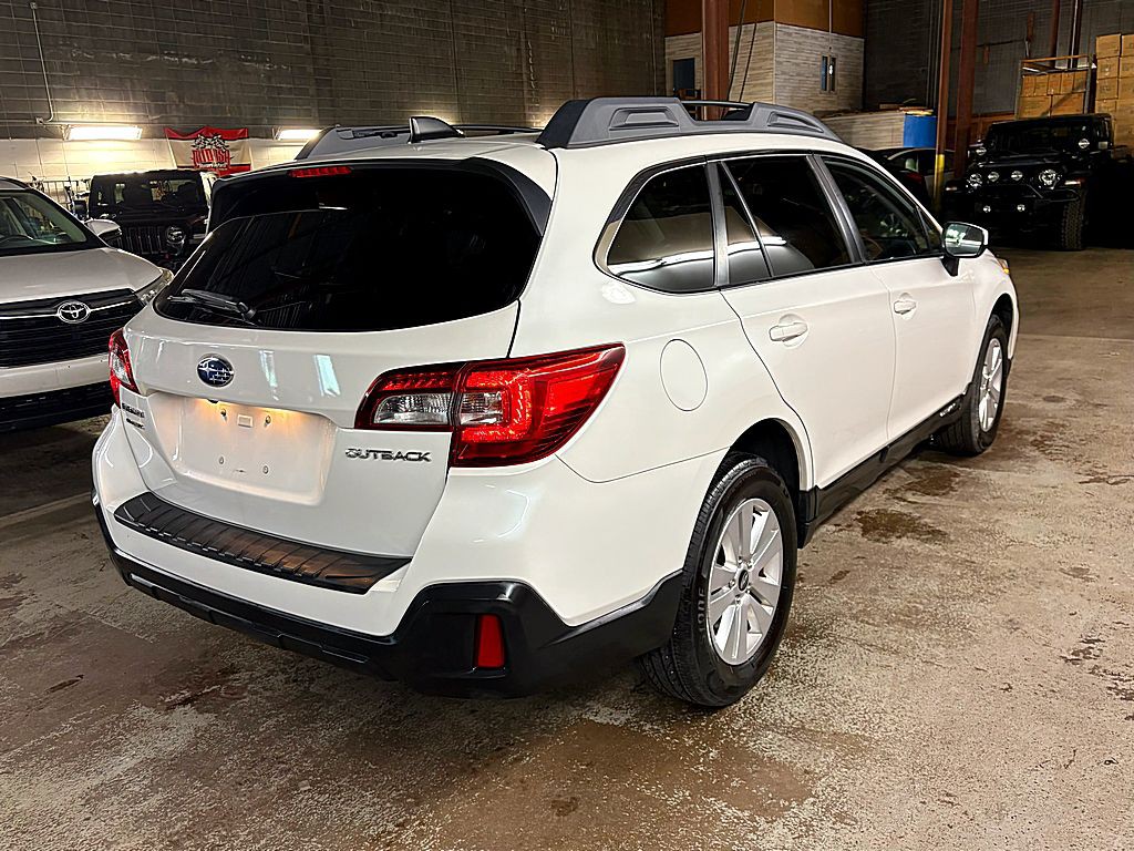 2018 Subaru Outback Image 7