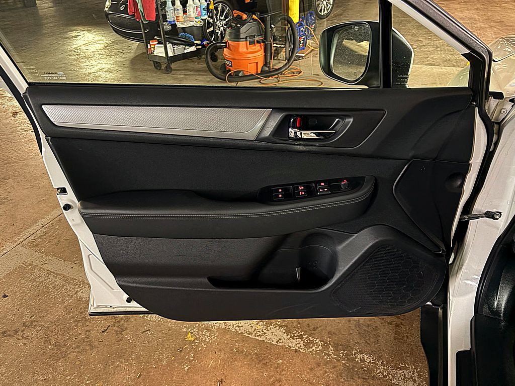 2018 Subaru Outback Image 21