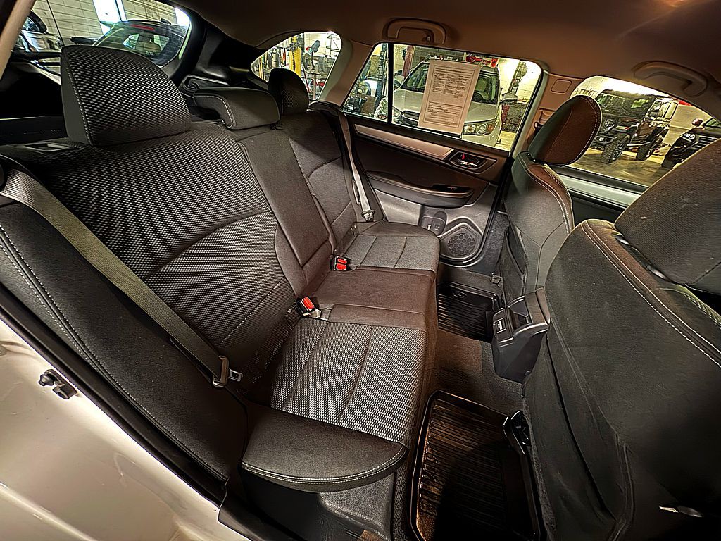 2018 Subaru Outback Image 24
