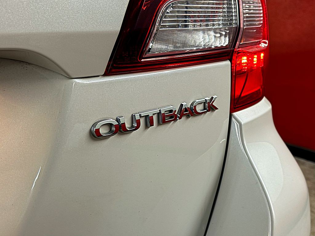 2018 Subaru Outback Image 29