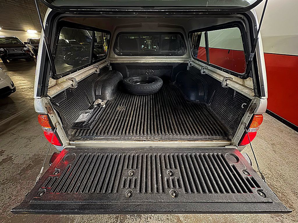 2002 Toyota Tacoma Image 20