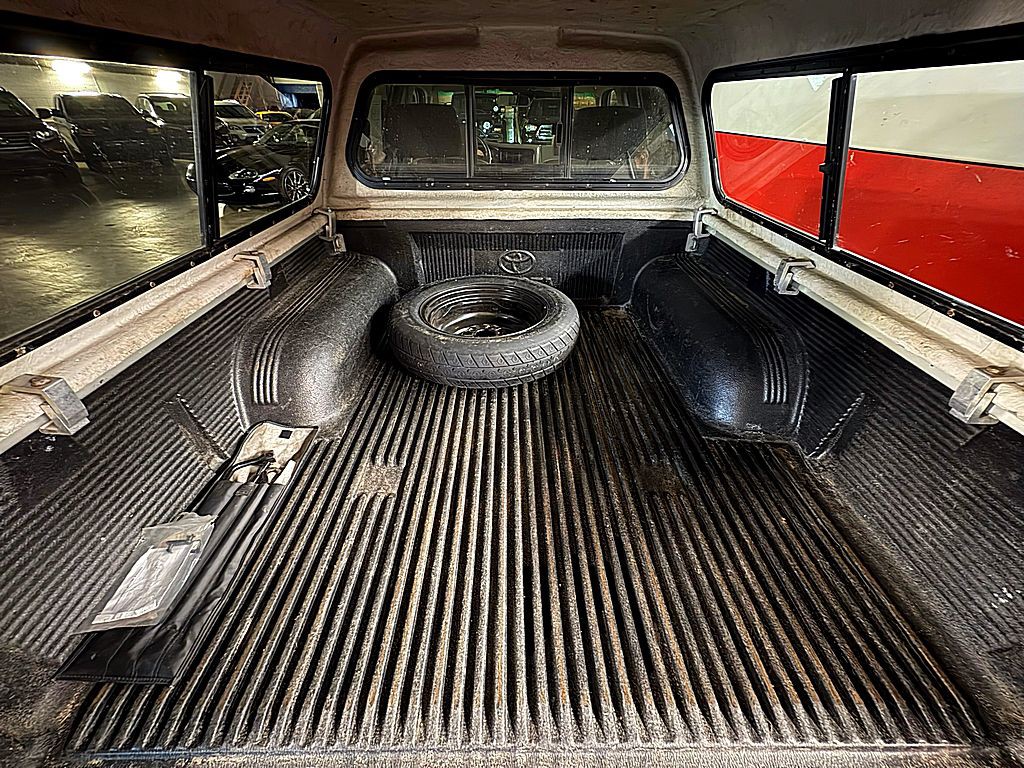 2002 Toyota Tacoma Image 21