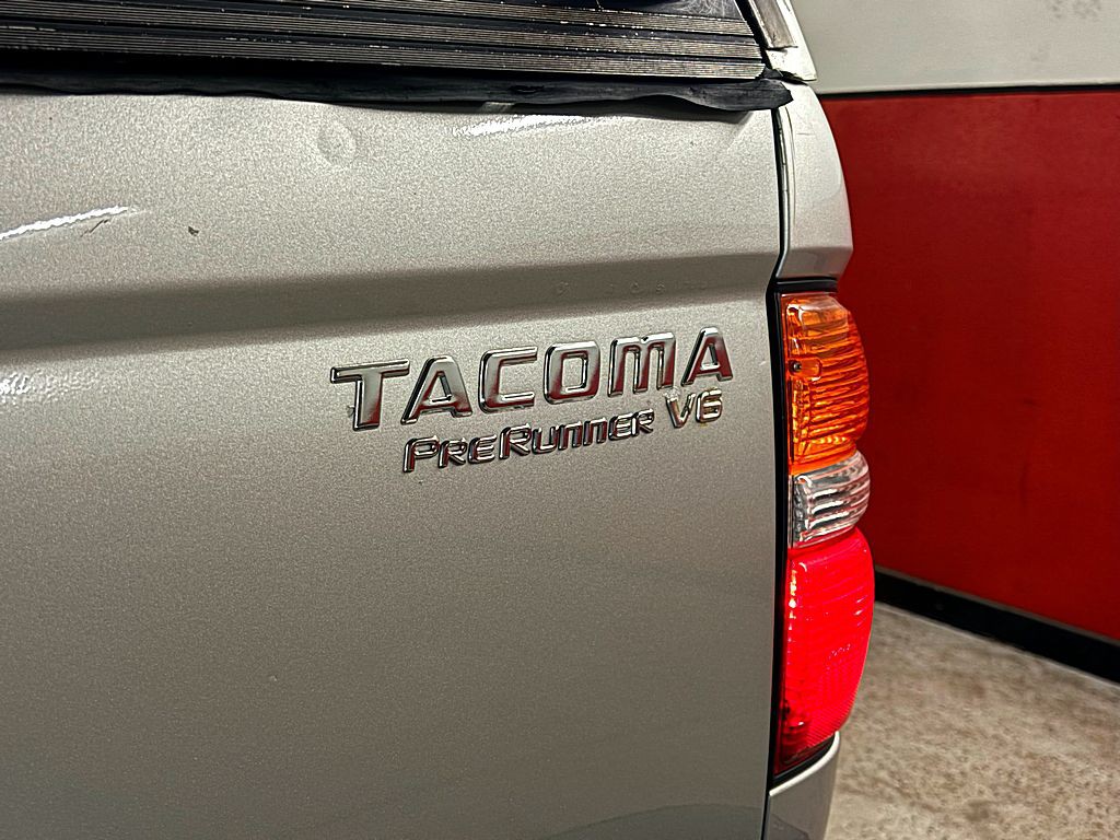 2002 Toyota Tacoma Image 28