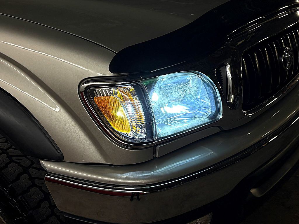 2002 Toyota Tacoma Image 29