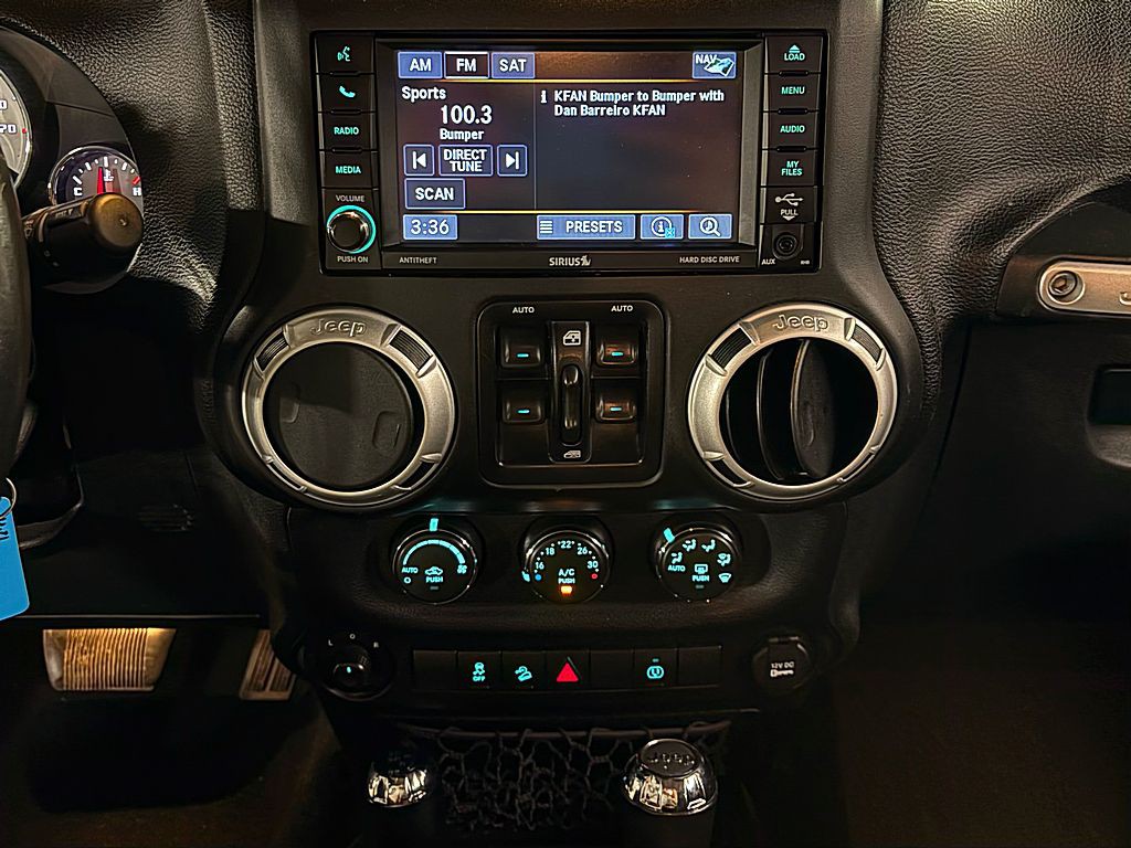 2015 Jeep Wrangler Unlimited Image 13