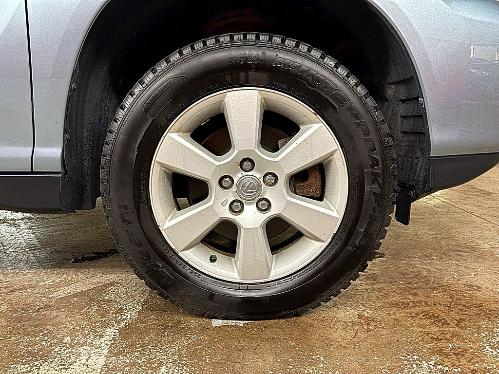 2005 Lexus RX Image 23
