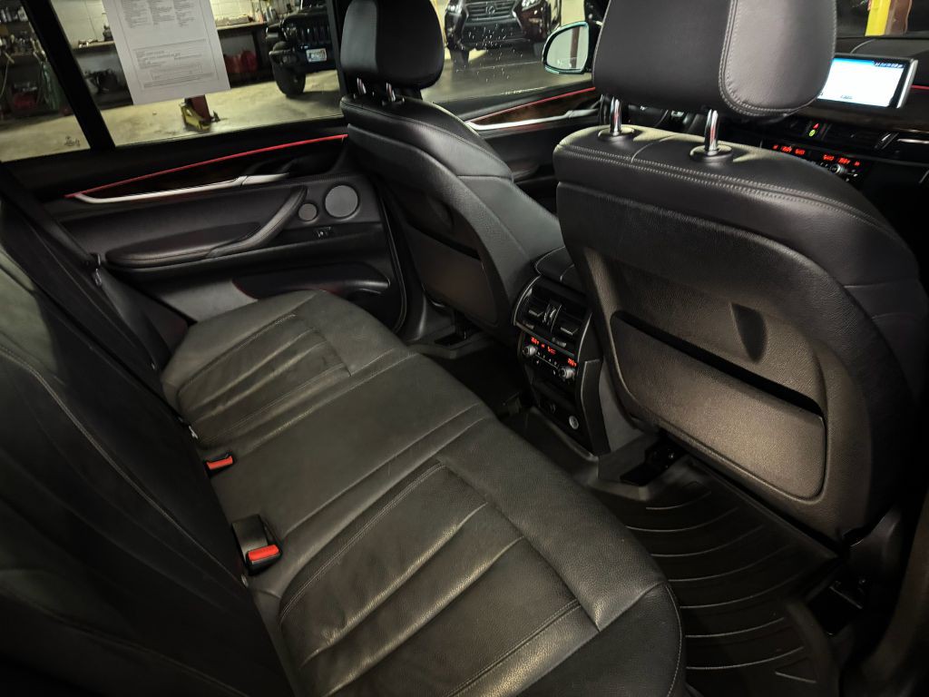 2018 BMW X5 Image 24