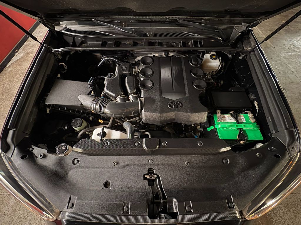 2018 Toyota 4Runner Image 2