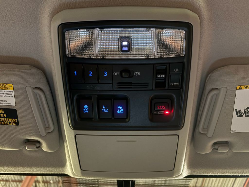 2018 Toyota 4Runner Image 18