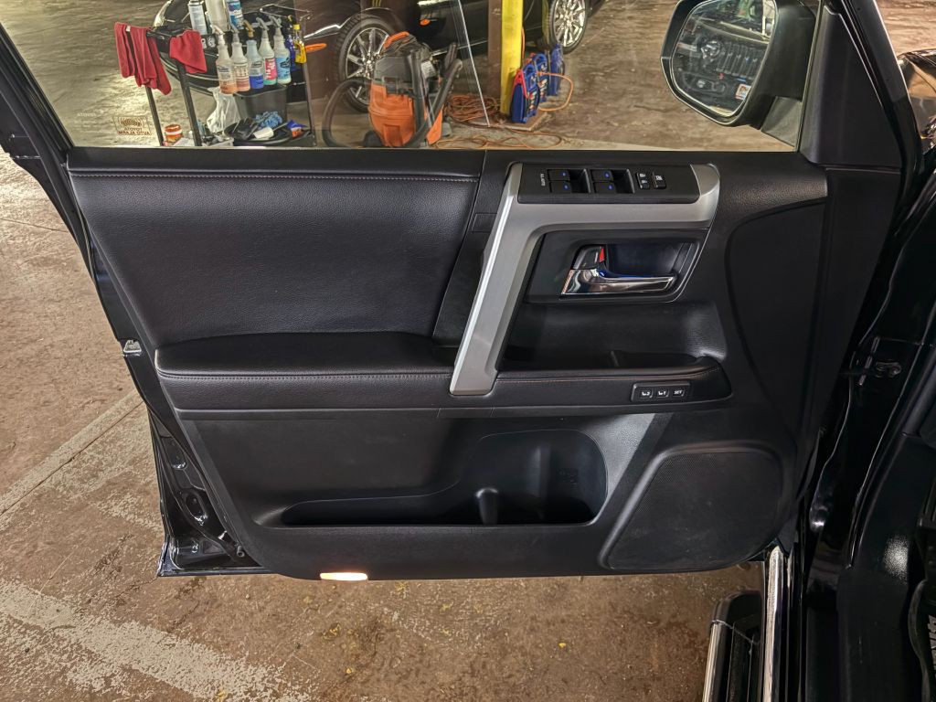 2018 Toyota 4Runner Image 20