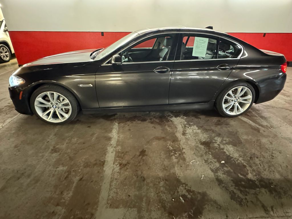 2015 BMW 5 Series Image 4