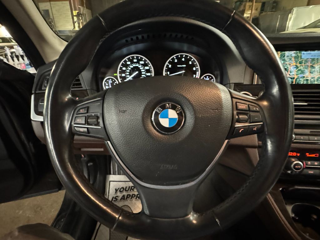 2015 BMW 5 Series Image 13