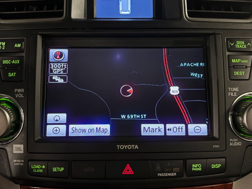 2012 Toyota Highlander Image 15