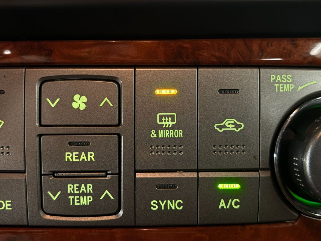 2012 Toyota Highlander Image 18