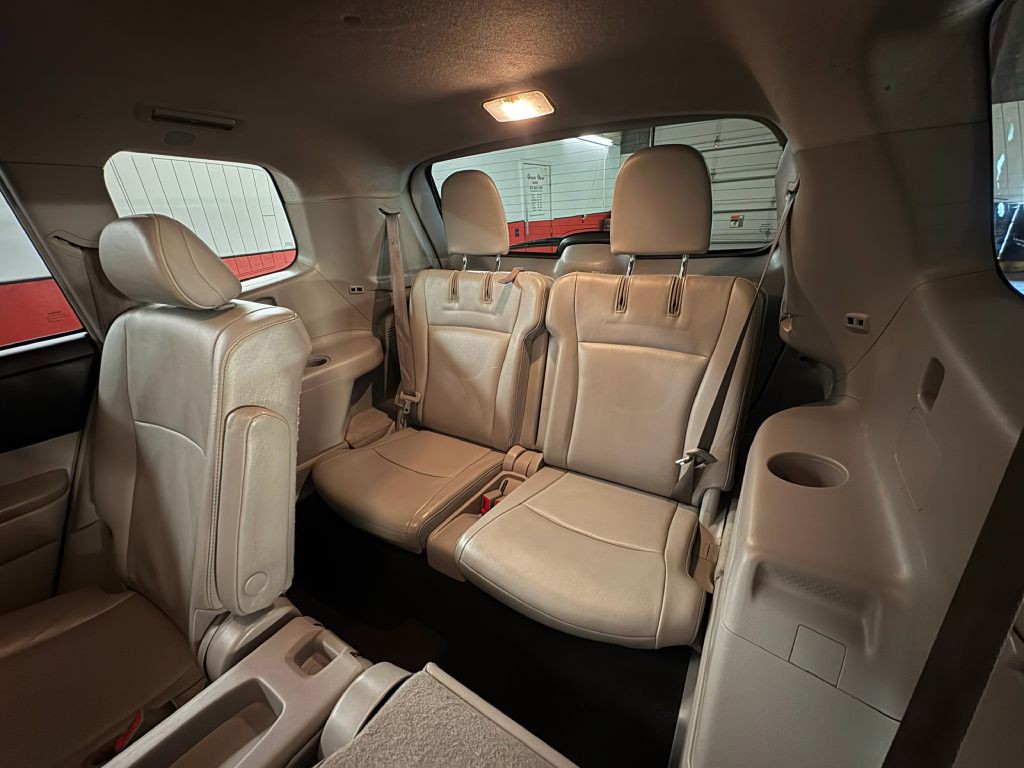 2012 Toyota Highlander Image 24