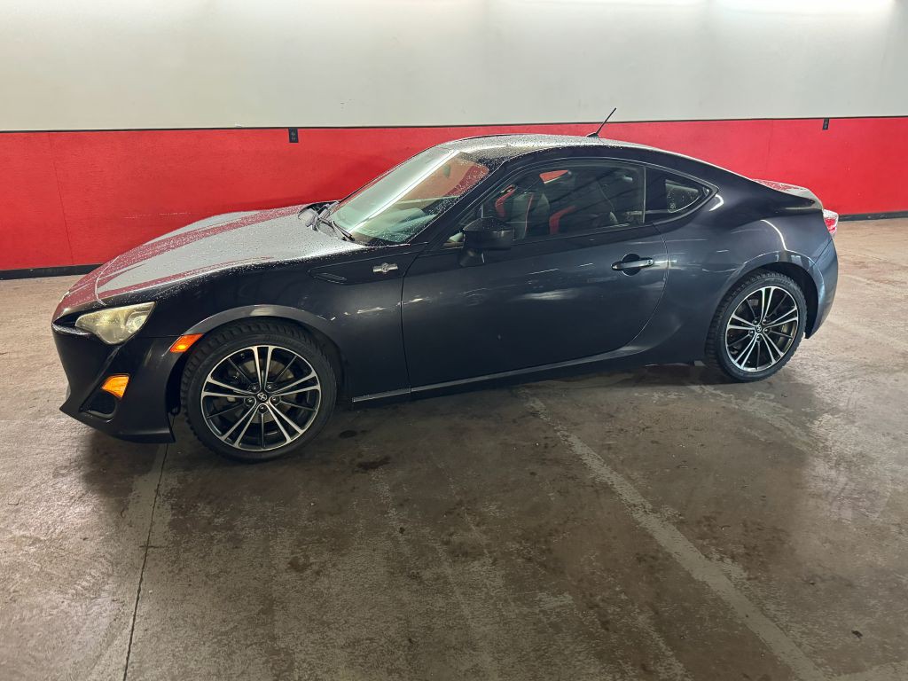 2013 Scion FR-S Image 4