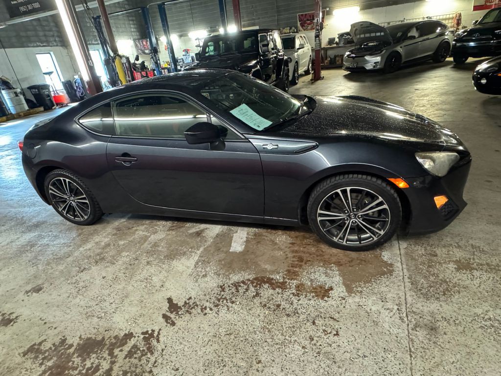 2013 Scion FR-S Image 8