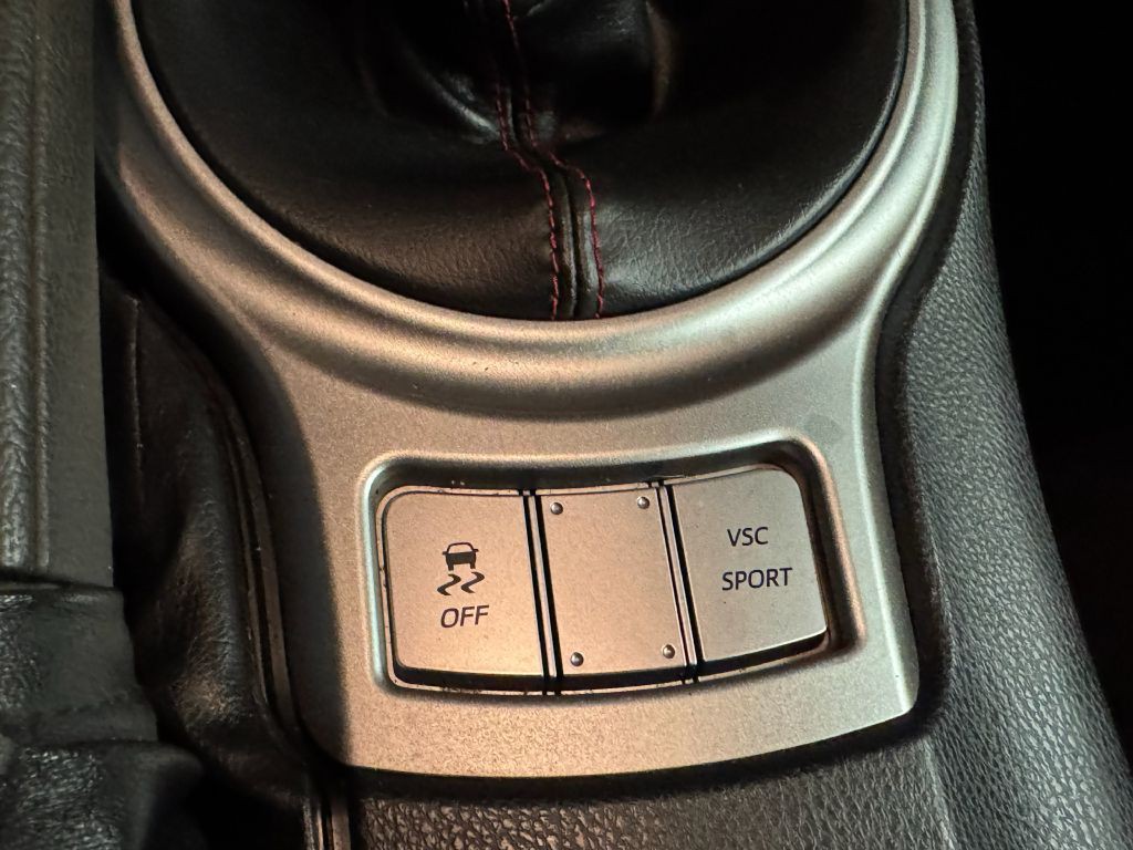 2013 Scion FR-S Image 13