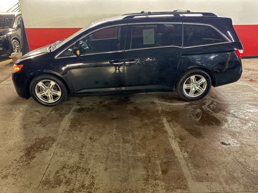 2012 Honda Odyssey Image 4
