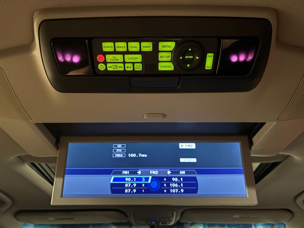 2012 Honda Odyssey Image 22