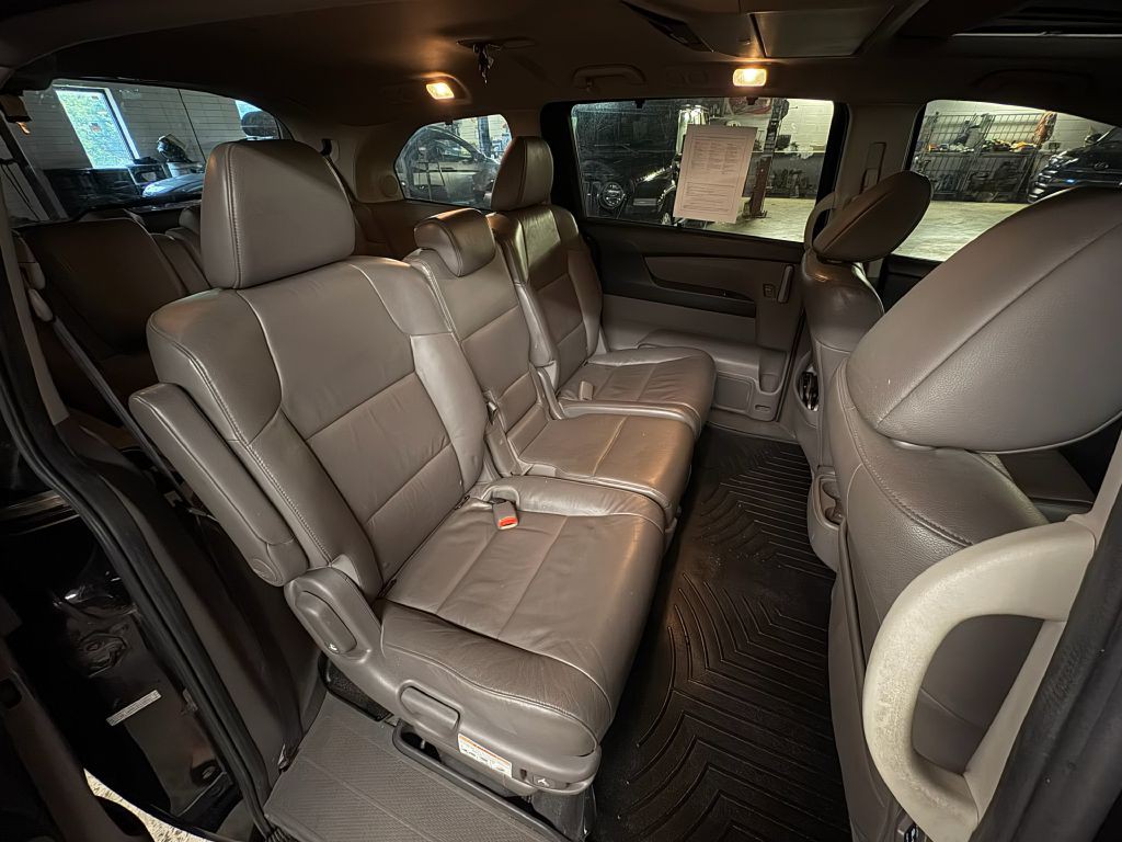 2012 Honda Odyssey Image 29