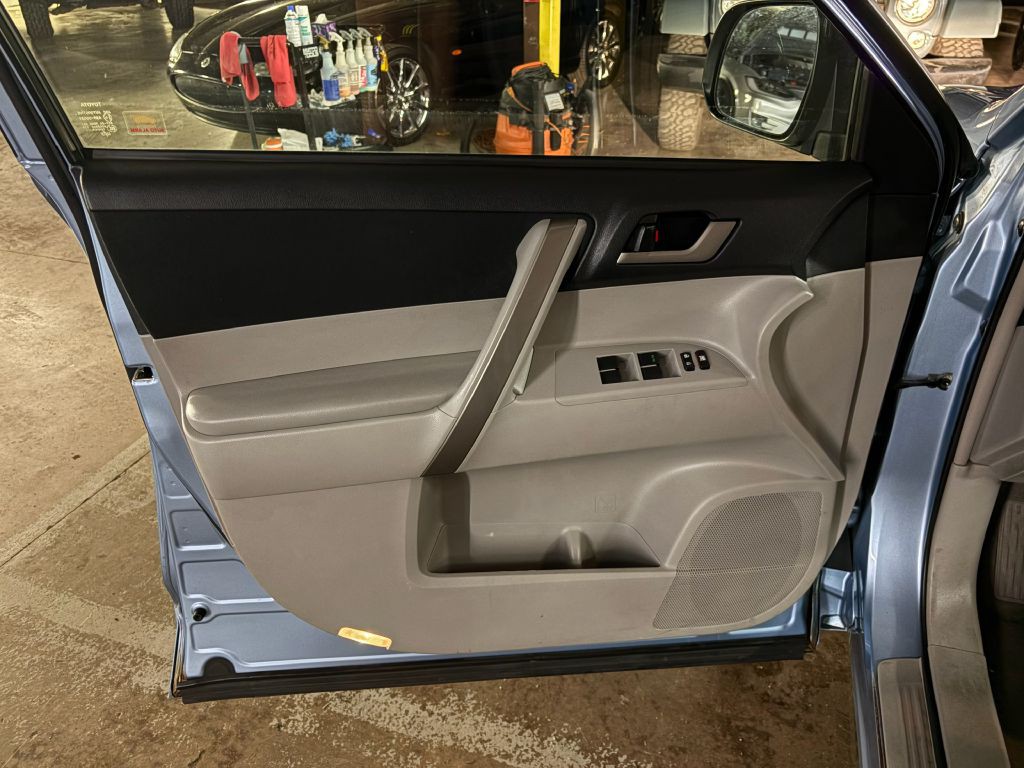 2008 Toyota Highlander Image 17