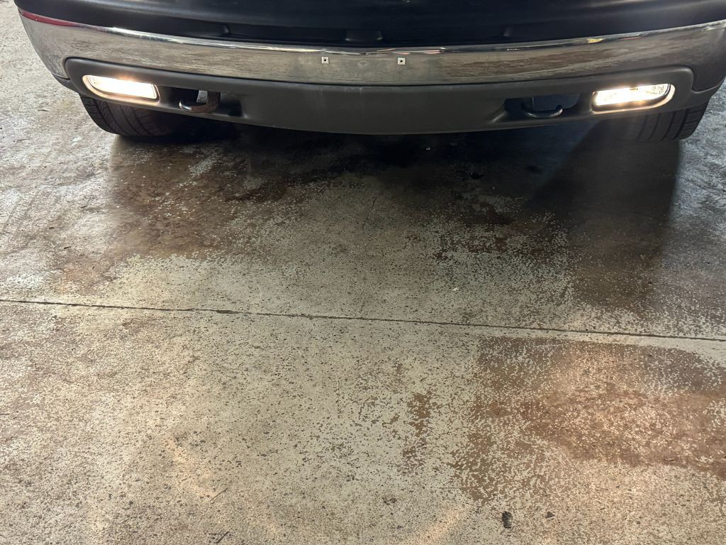 2001 Chevrolet Suburban Image 36