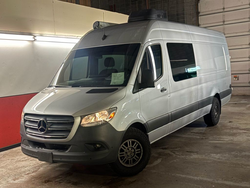 2022 Mercedes-Benz Sprinter Image 1