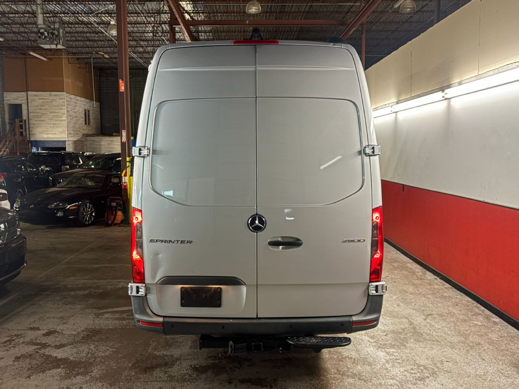2022 Mercedes-Benz Sprinter Image 6