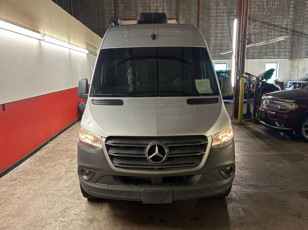 2022 Mercedes-Benz Sprinter Image 9