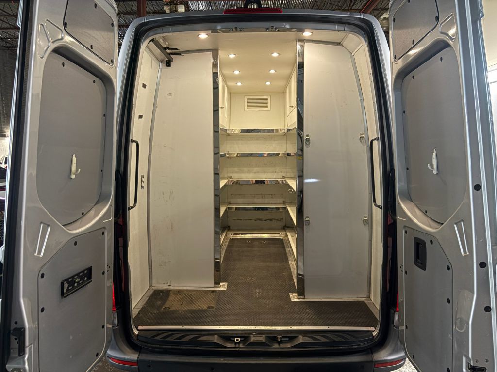 2022 Mercedes-Benz Sprinter Image 20