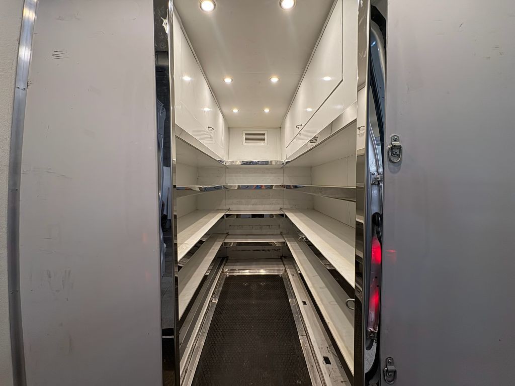 2022 Mercedes-Benz Sprinter Image 21