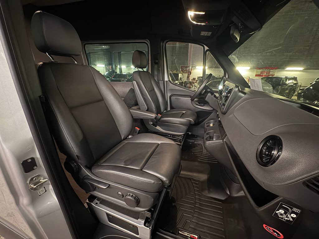 2022 Mercedes-Benz Sprinter Image 31