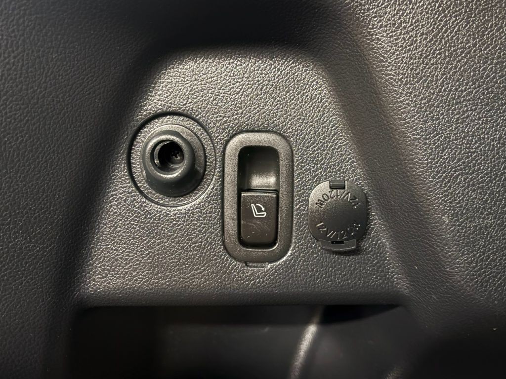 2018 Subaru Forester Image 25