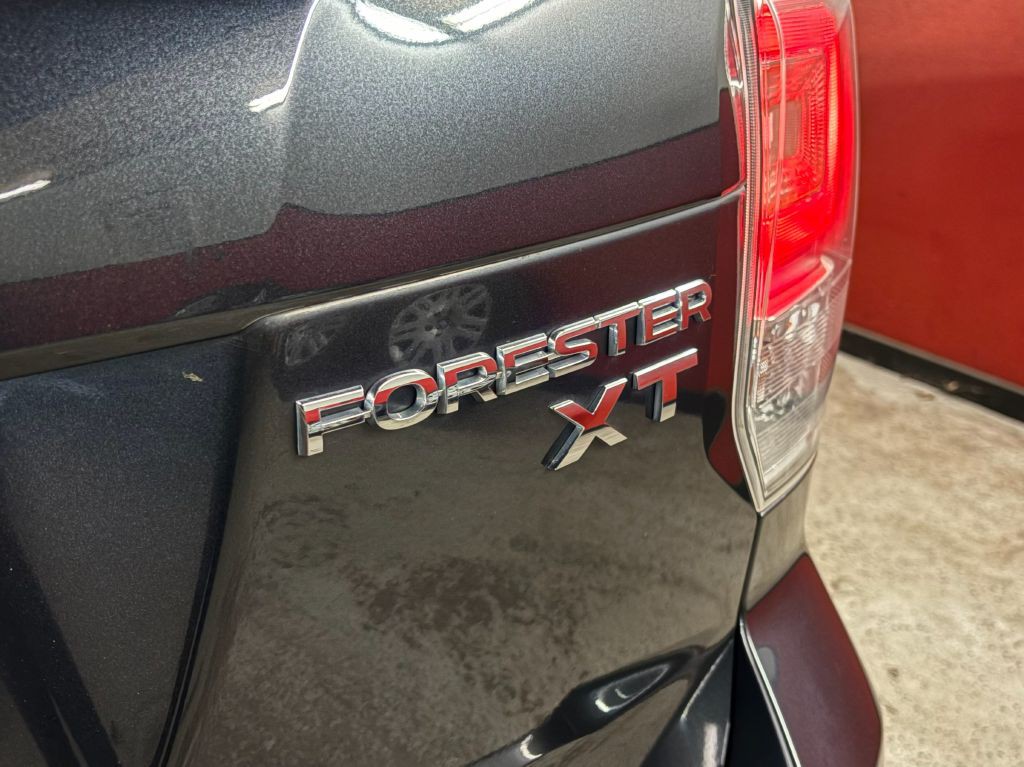 2018 Subaru Forester Image 30
