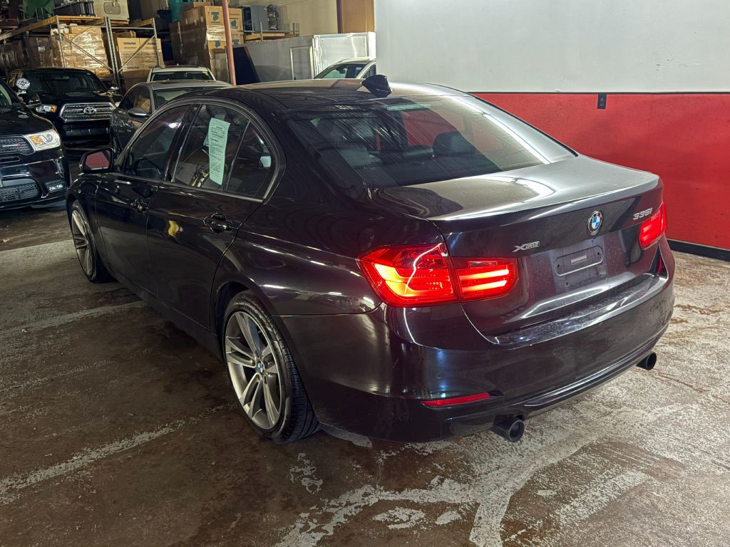 2013 BMW 3 Series Image 5