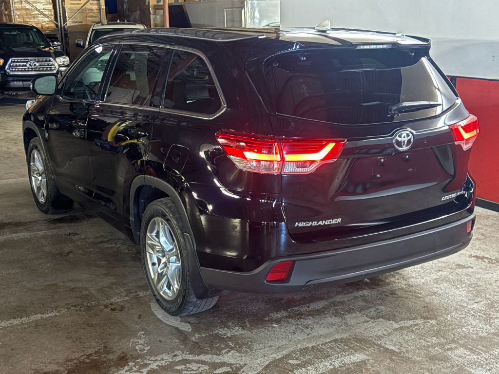 2019 Toyota Highlander Image 5