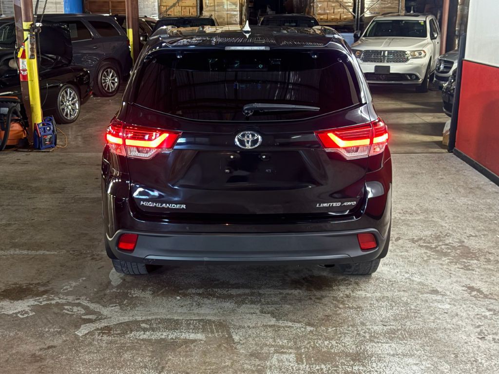2019 Toyota Highlander Image 6