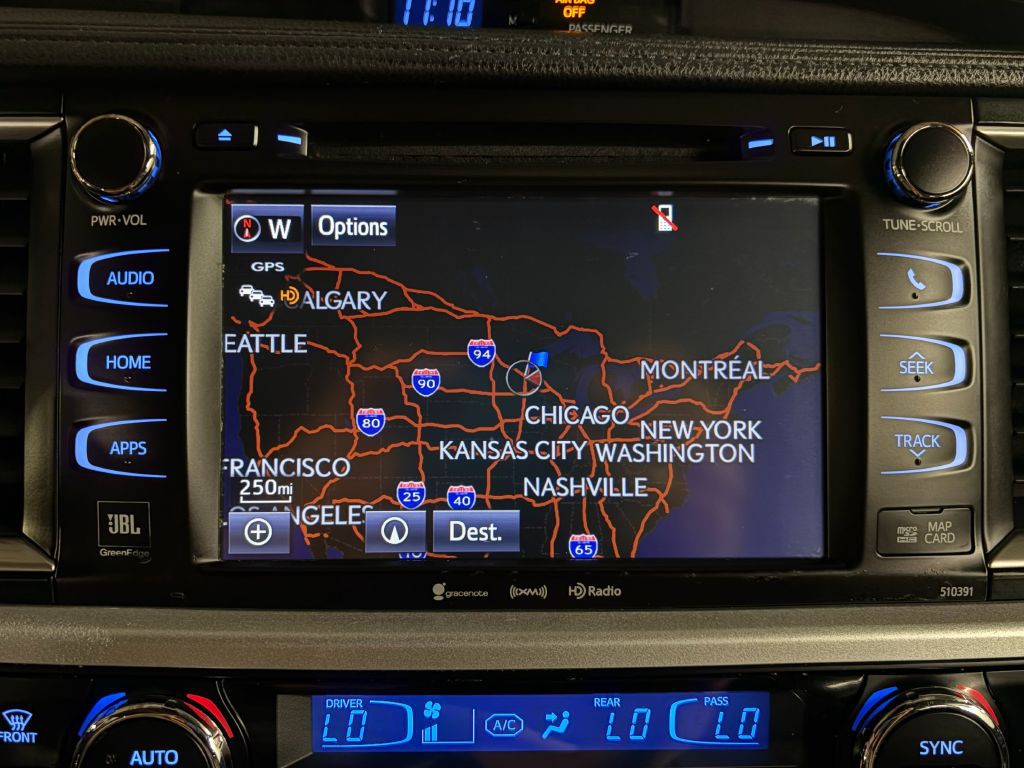 2019 Toyota Highlander Image 16