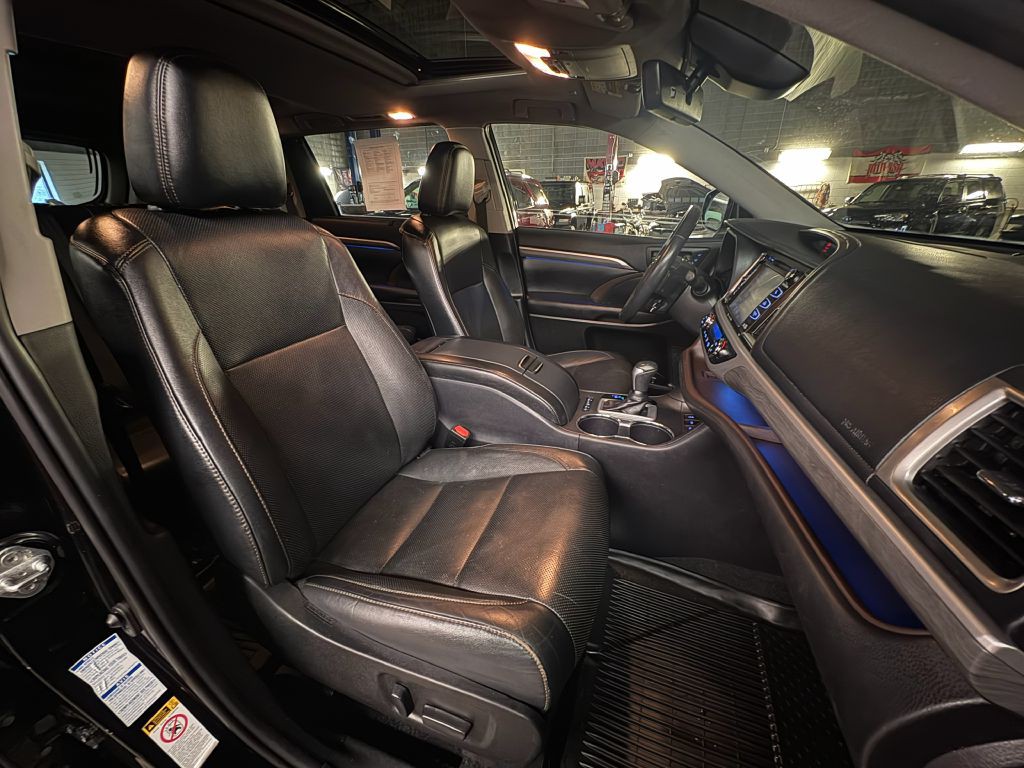 2019 Toyota Highlander Image 30