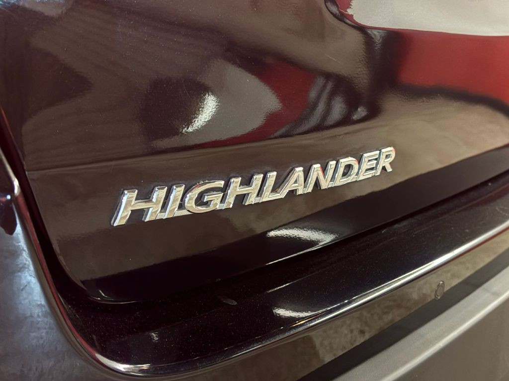 2019 Toyota Highlander Image 32