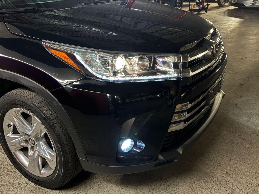 2019 Toyota Highlander Image 34