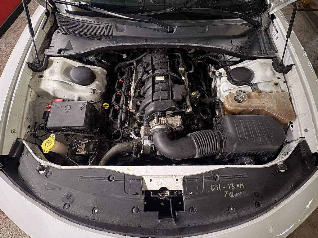 2019 Dodge Charger Image 2
