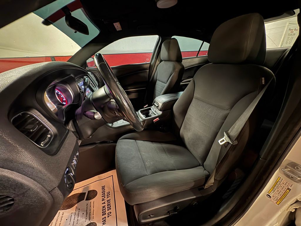 2019 Dodge Charger Image 10