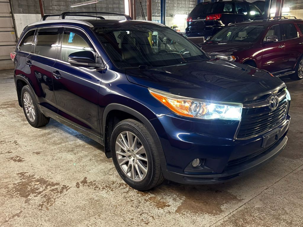 2015 Toyota Highlander Image 8