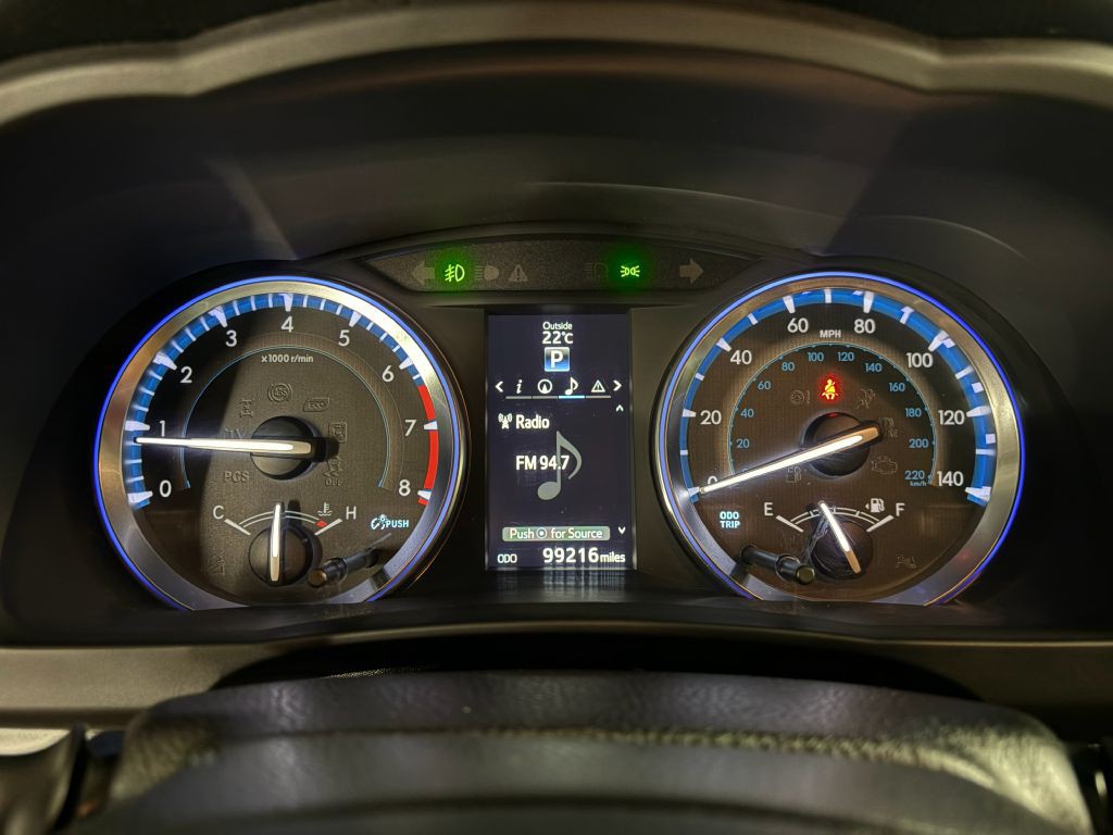 2015 Toyota Highlander Image 12