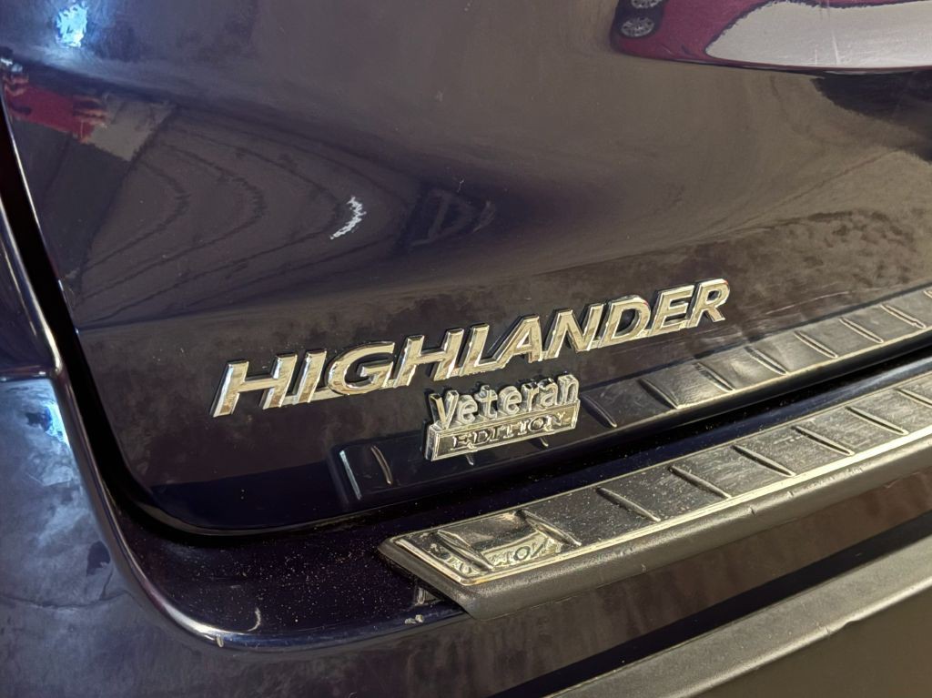 2015 Toyota Highlander Image 30